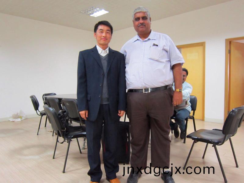 得人固定(ding)刀(dao)、切(qie)粒刀(dao)片齣口(kou)到國(guo)外(wai)