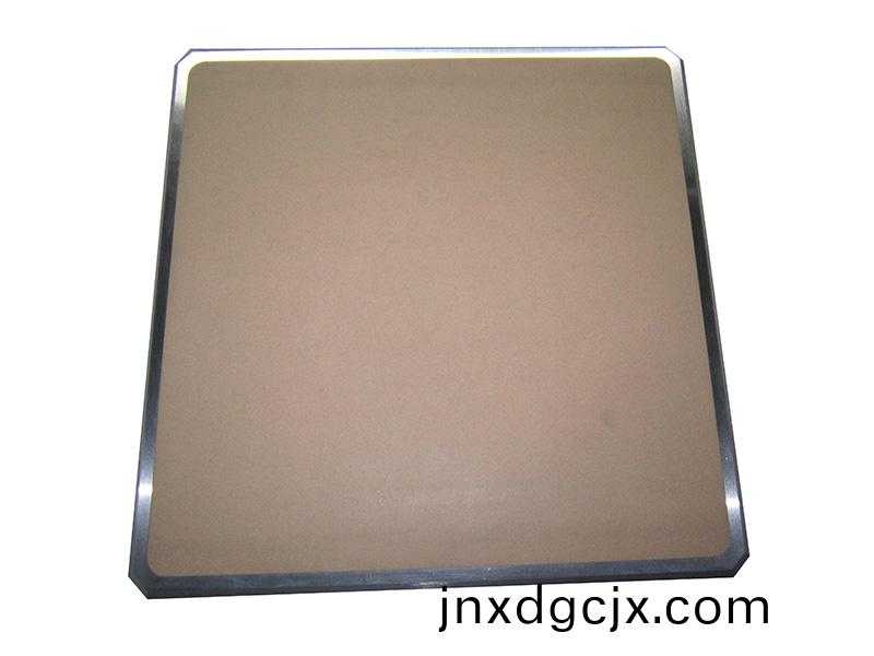 陶瓷吸(xi)盤(pan)，得(de)人精工陶瓷(ci)零(ling)件(jian)，陶瓷真(zhen)空吸(xi)盤(pan)
